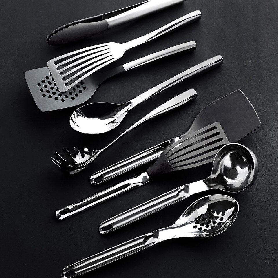Williams Sonoma Fish Spatula